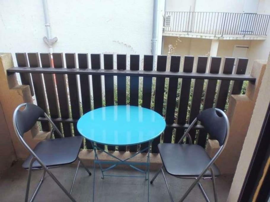 Appartement Studio 2 lits . 500m des thermes. 1 km du Lac Rue vert galant résidence Henry IV Bâtiment A Appartement 25 1er étage Barbotan les thermes 32150 Cazaubon