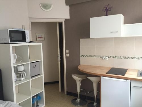 Studio 2 pers en vieille ville parking gratuit - by La Source d'OrFée