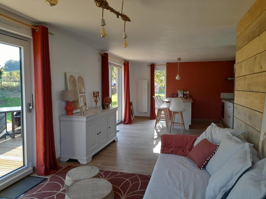 Studio 20 plein centre wifi orange parking privé 68200 Mulhouse