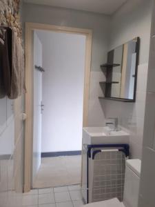 Studio 200 meters from the main beach