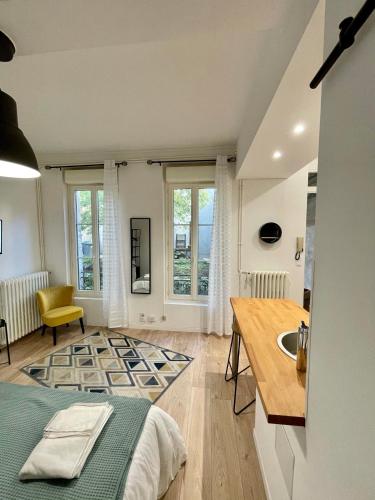 Studio 21m2 - Centre ville à 300m du métro