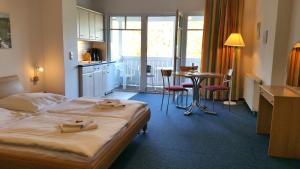 Studio 23 Balkon mit seitlichem Ostseeblick