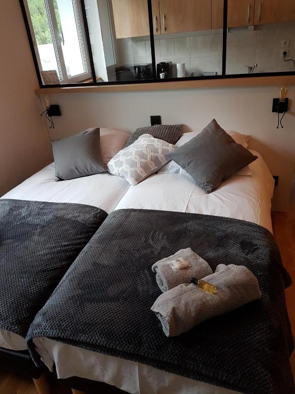 studio 26 m2 tout équipé apt 2 3eme etages 28 Place Sommeiller, 73500 Modane