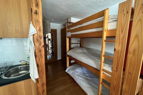 Studio 27 M With Terrace Near The SlopesLake