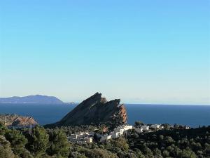 Studio 28m2 climatisé,WIFI, proche des calanques,plages