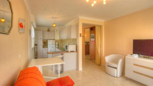 Studio 3 étoiles Vue mer 150m Plages Parking Clim WIFI