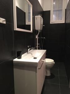 Studio #3 Monte Carlo with private patio and private entrance