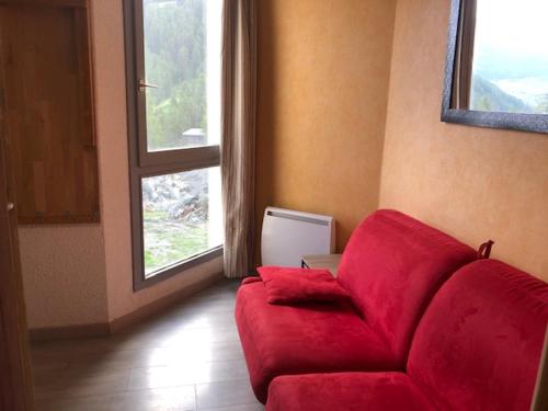 Studio 3 personnes idéalement situé, au pied des pistes et proche commerces