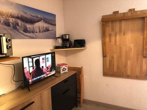 Studio 3 personnes idéalement situé, au pied des pistes et proche commerces
