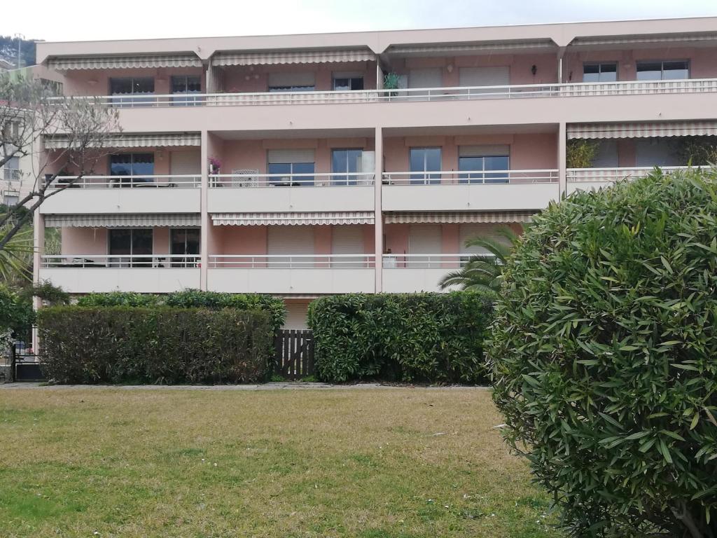 Appartement Studio 3 personnes Résidence edenval 49 Route du Val de Gorbio 06500 Menton