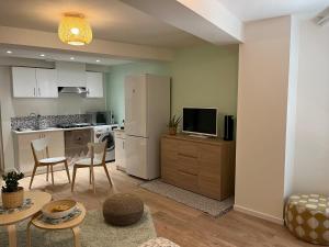Studio 30m2 Rue piétonne Coeur de Hyères