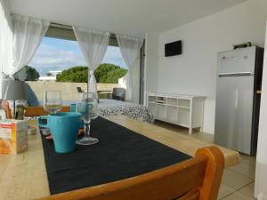 studio 38 climatisé balcon vue mer