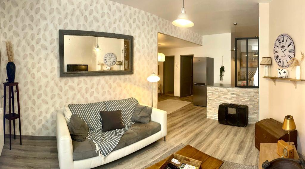 *** STUDIO 39 *** 39400 Morbier