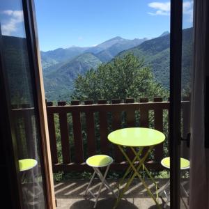 Studio 4 pers vue magnifique 100m des pistes