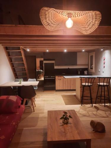 Studio 40 m 2 près St Guilhem le désert et rivière