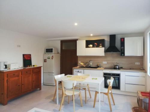 Studio 40m2. Terrasse. Vue superbe sur Chartreuse