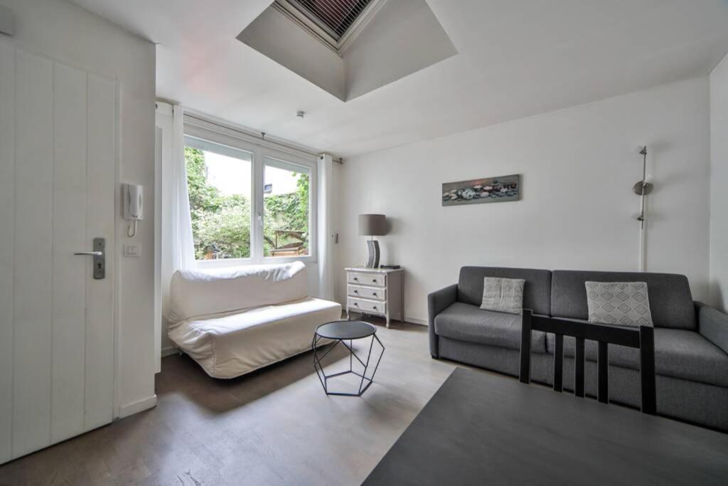 Studio 4P Calme/Full Equipped/Charonne/PereLachese 4 Rue Ligner, 75020 Paris