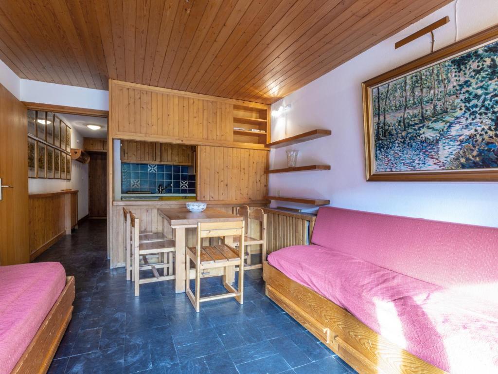 Studio 5 personnes avec vue montagne 82171 73480 Lanslevillard