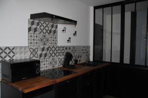 Studio 5 # Tom