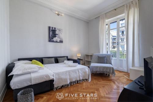 Studio 53 five stars holiday house