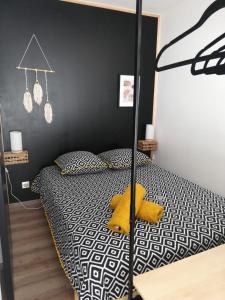 STUDIO A 2 MN DE L A75