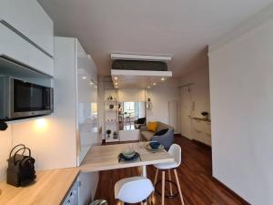 Appartement Studio à 2 pas de la gare 37 Avenue Jules Rein 78500 Sartrouville Île-de-France