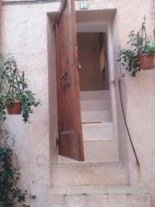Studio à 2 pas du Palais