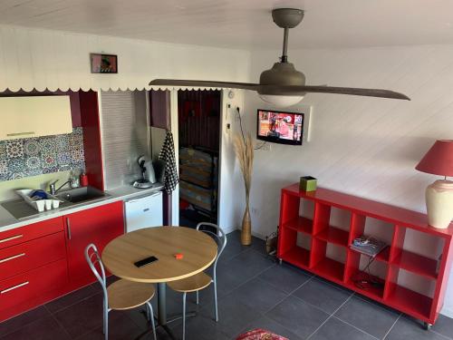 Studio à 300 m de la plage