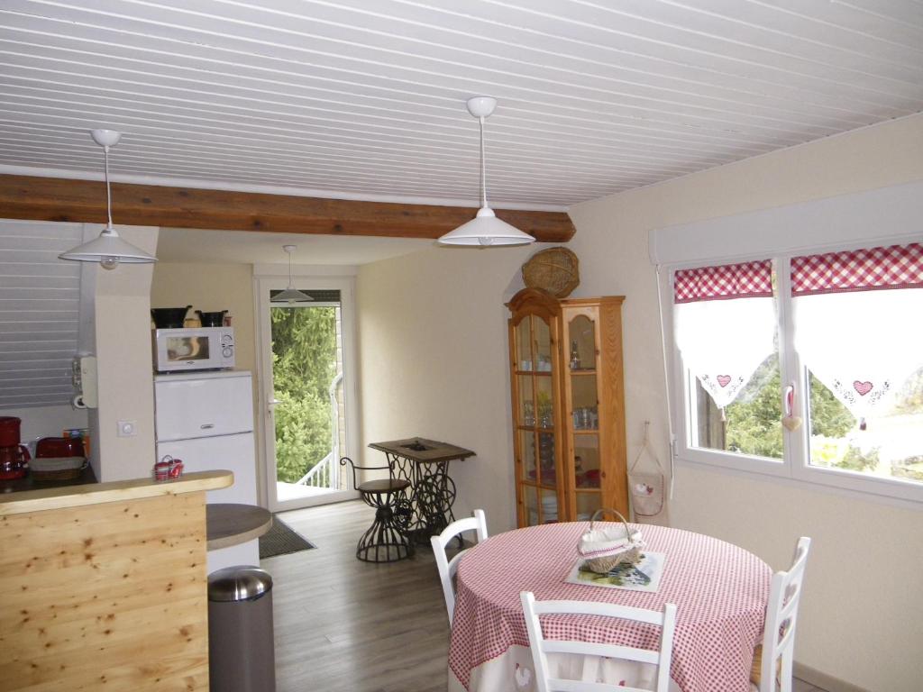 Studio à 50m de la mer, belle terrasse plein sud