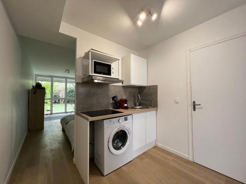 Studio à 550m de la gare (RER A)