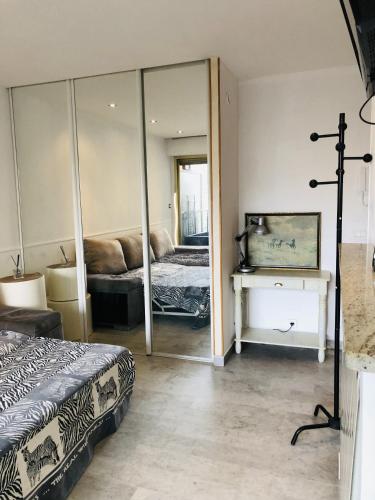 Studio à Antibes en bord de mer