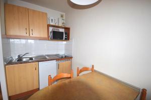 Studio a Ciboure a 300 m de la plage avec vue sur la mer piscine partagee et balcon amenage