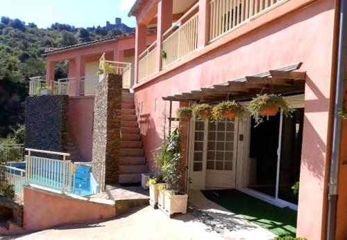 Studio a Collioure a 400 m de la plage avec vue sur la mer jardin clos et wifi