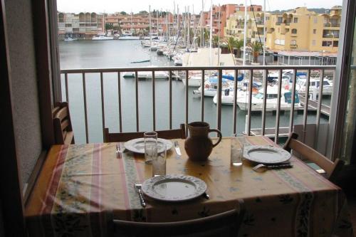 STUDIO à GRUISSAN (Aude) avec vue sur mer