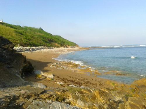 Studio a Guethary a 150 m de la plage avec jardin clos