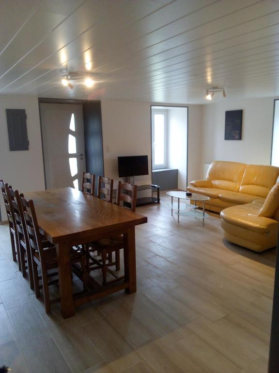 Studio a Plagne Village a 10 m des pistes avec balcon amenage 73210 Plagne Villages