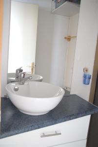 Studio a Plagne Village a 10 m des pistes avec balcon amenage