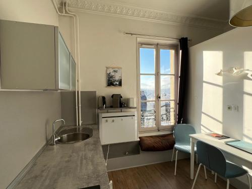 Studio Aix-les-Bains, 1 pièce, 1 personne - FR-1-555-77