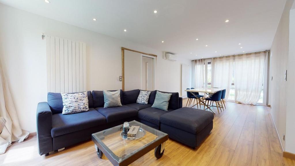 Studio Aix-les-Bains, 1 pièce, 2 personnes - FR-1-555-10