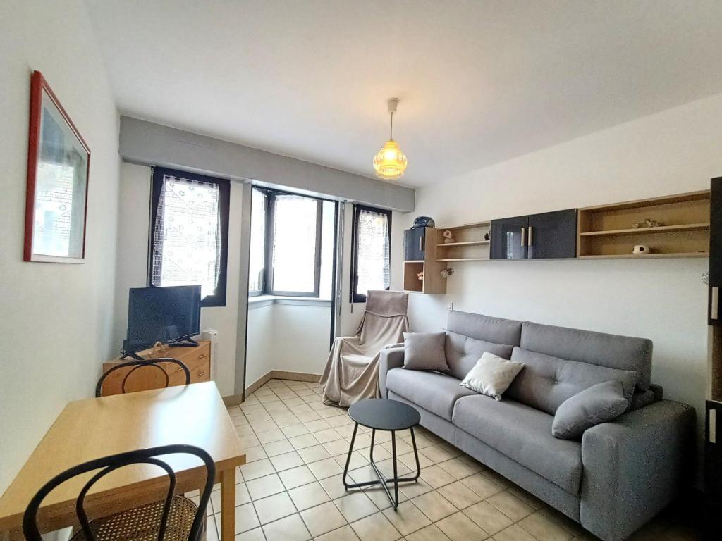 Appartement Studio Aix-les-Bains, 1 pièce, 2 personnes - FR-1-555-20 8 Grand Passage - Rue du Casino 73100 Aix-les-Bains