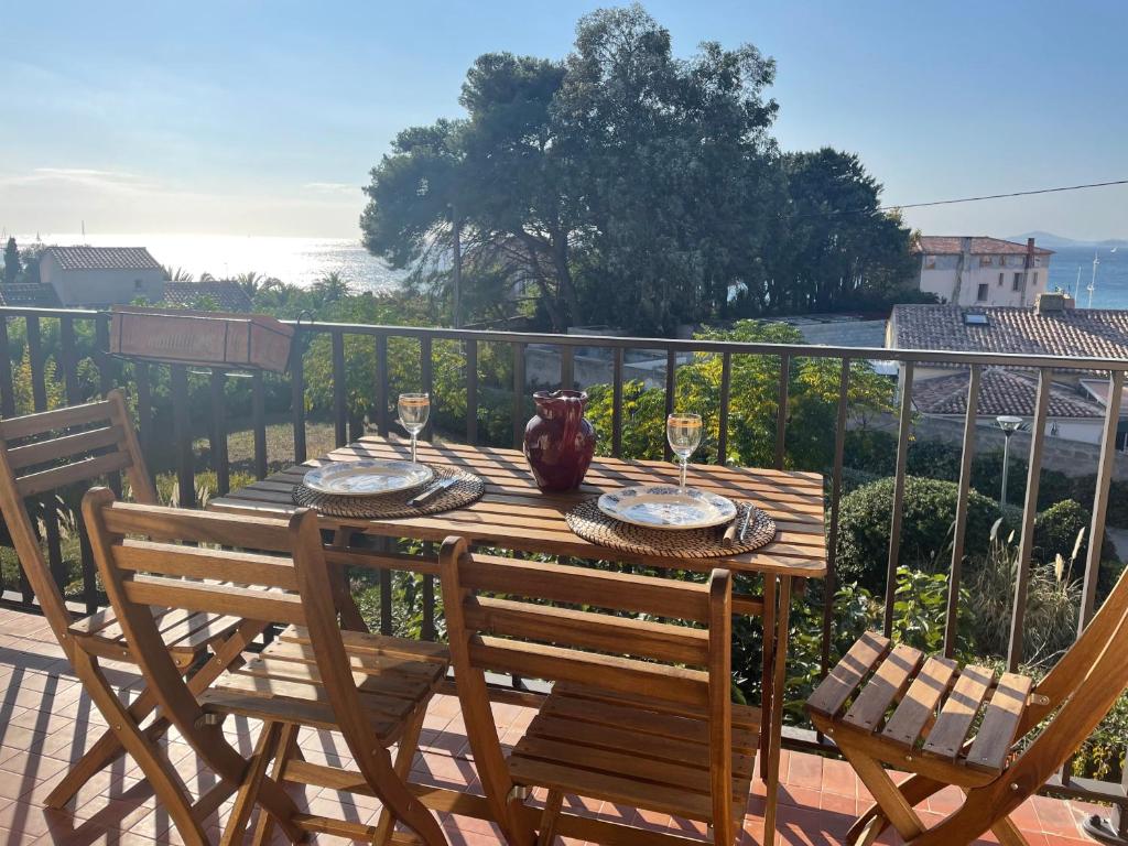 Studio Aix-les-Bains, 1 pièce, 2 personnes - FR-1-555-73