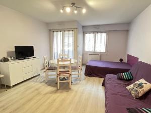 Studio Aix-les-Bains, 1 pièce, 2 personnes - FR-1-555-73