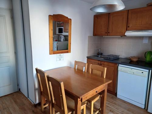 Studio Albiez-Montrond, 1 pièce, 4 personnes - FR-1-618-25