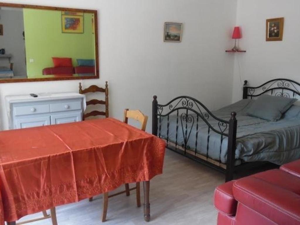 Studio Amélie-les-Bains-Palalda, 1 pièce, 2 personnes - FR-1-703-136 6, rue du Parc Résidence des Thermes - Bat E1 - 3e étage - Apt N°, 66110 Amélie-les-Bains-Palalda