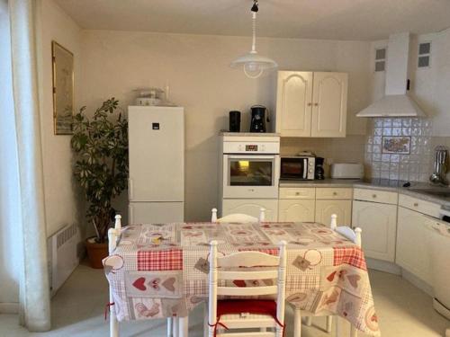 Studio Amélie-les-Bains-Palalda, 1 pièce, 2 personnes - FR-1-703-22