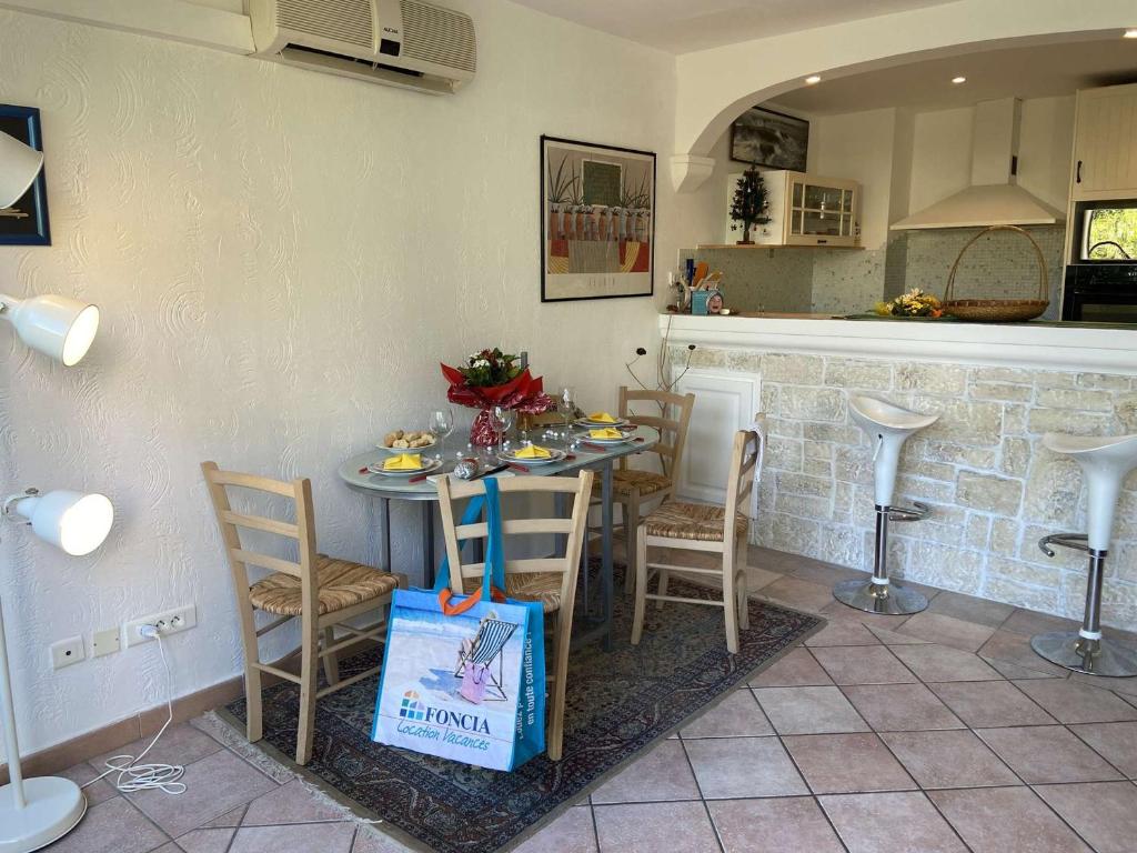 Studio Amélie-les-Bains-Palalda, 1 pièce, 2 personnes - FR-1-703-62