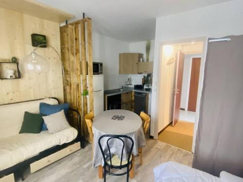 Studio Amélie-les-Bains-Palalda, 1 pièce, 2 personnes - FR-1-703-66