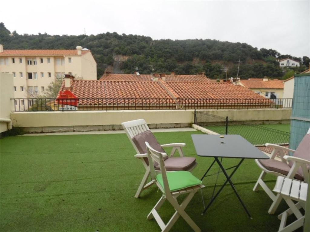 Appartement Studio Amélie-les-Bains-Palalda, 1 pièce, 2 personnes - FR-1-703-68 40 Avenue du Vallespir Résidence Marie Eugénie - RDC - Apt N°1 66110 Amélie-les-Bains-Palalda