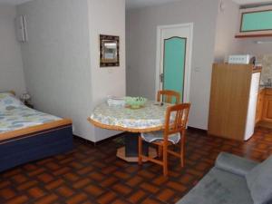 Studio Amélie-les-Bains-Palalda, 1 pièce, 2 personnes - FR-1-703-75