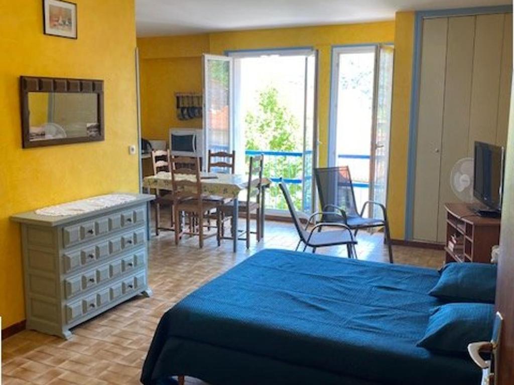 Appartement Studio Amélie-les-Bains-Palalda, 1 pièce, 3 personnes - FR-1-703-20 38, Rue des Thermes -Résidence des Thermes B2 - 3e étage - Apt N°40 66110 Amélie-les-Bains-Palalda